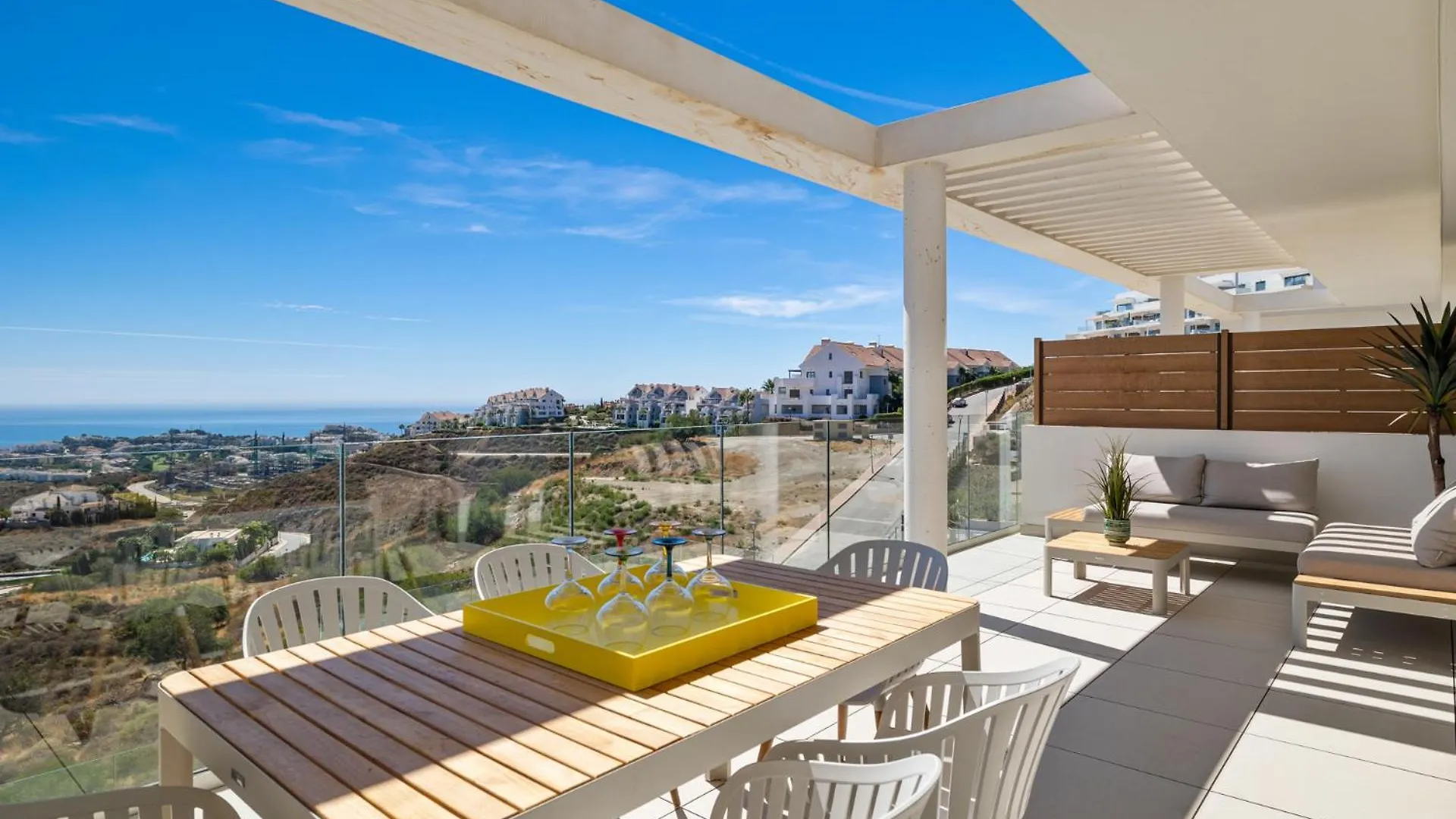 Nieuwbouwappartement La Cala De Mijas - 2 Slaapkamers - Uitzicht Op Golf En Zee Sitio de Calahonda Apartment